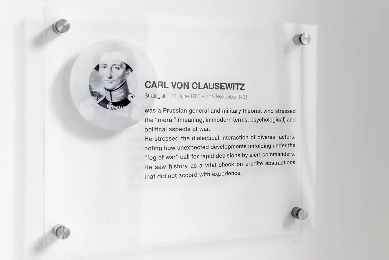 Schild Carl von Clausewitz Besprechungszimmer